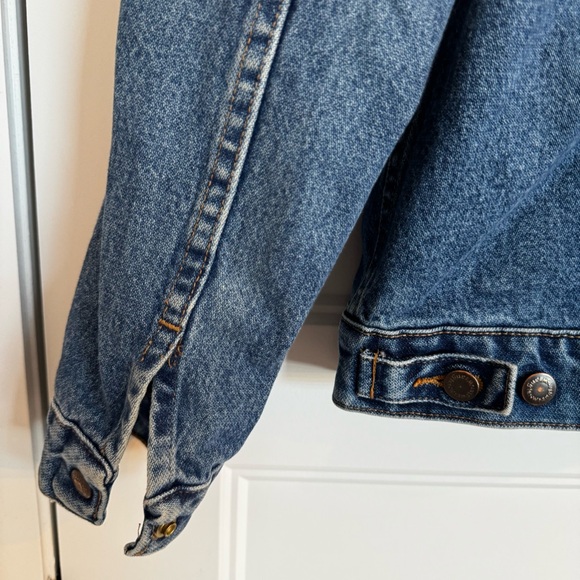 Wrangler Authentic 100% Cotton - Western Blue Denim Jacket Size M Oversized fit - Picture 10 of 11
